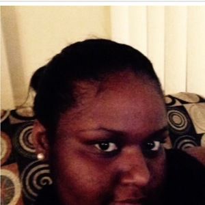 Meet your Posher, Tia